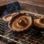 Extreme_close-up_of_premium_shiitake_mushrooms_bei-1767671160729